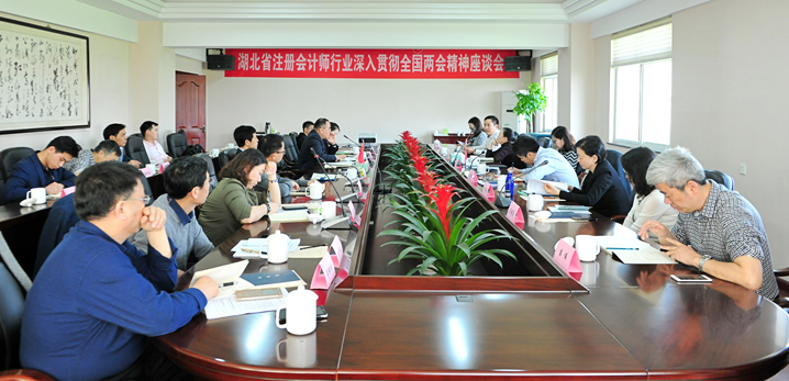 1539917613114335.png 25123440t41m.png